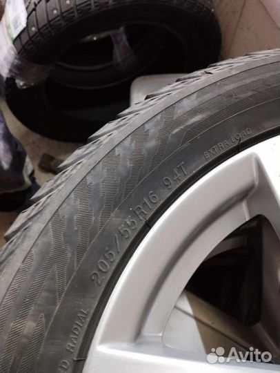 Yokohama Ice Guard Stud IG55 205/55 R16