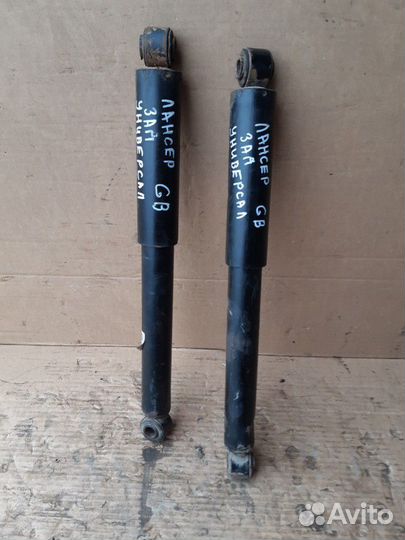 Амортизатор задний Митцубиси Ланцер CB 92-00