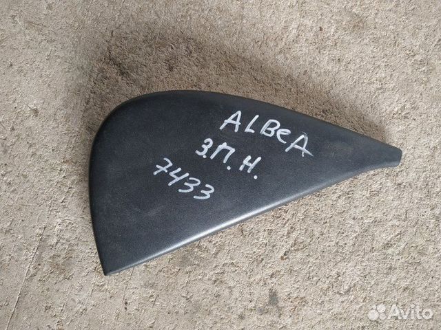 Накладка двери задняя правая Fiat Albea 2005-2012