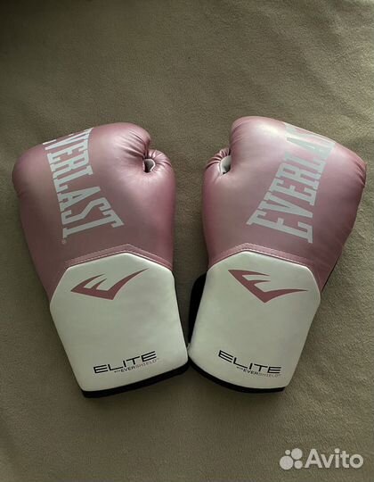 Боксерские перчатки Everlast