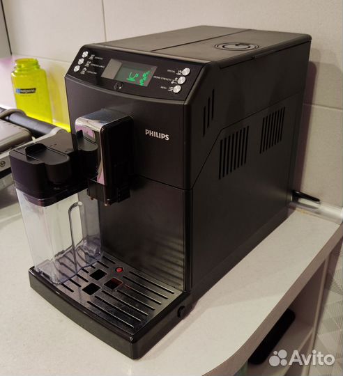 Кофемашина Saeco Philips HD8828 капучино