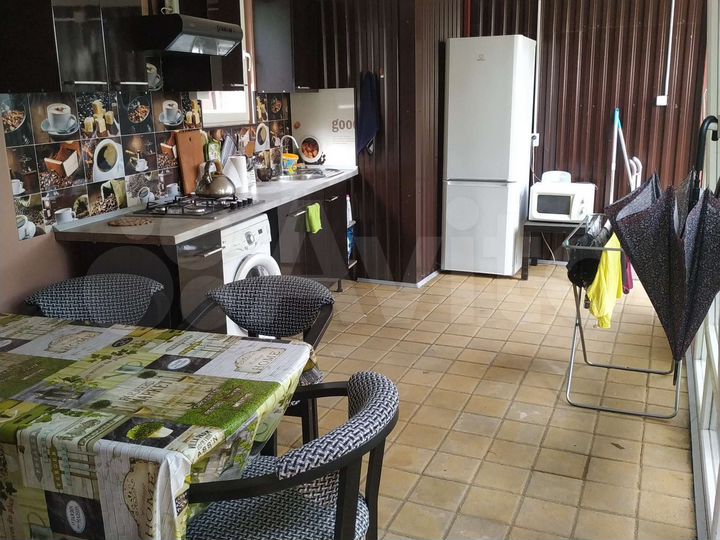 Коттедж 12 м² на участке 4 сот.