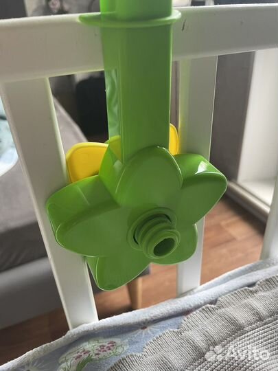 Мобиль музыкальный детский на кроватку