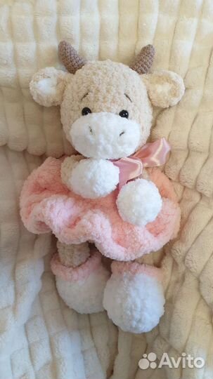 Игрушка ручной работы.Коровка. Вязаная игрушка