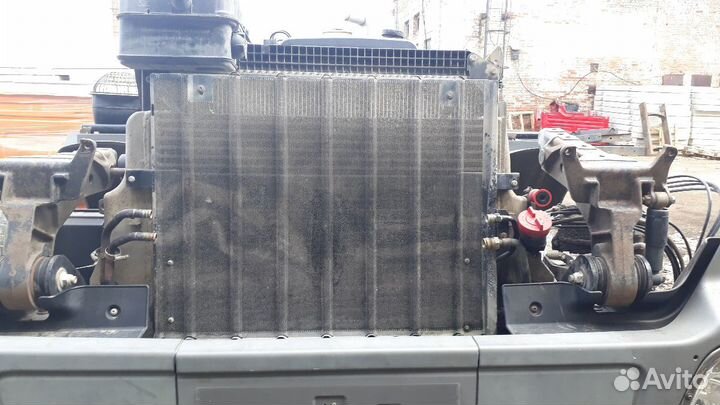 Решетка радиатора Мерседес Актрос MP2