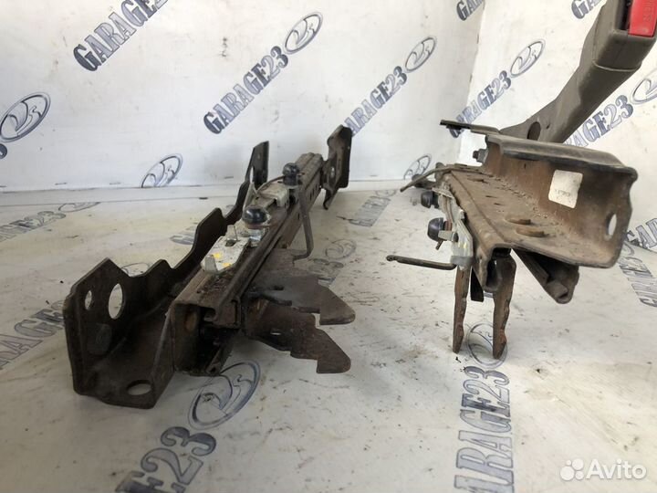 Салазки переднего правого сиденья Chevrolet alero