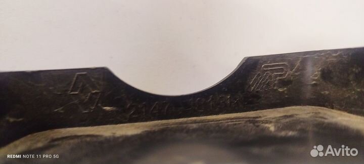 Кожух замка капота Renault Sandero 2