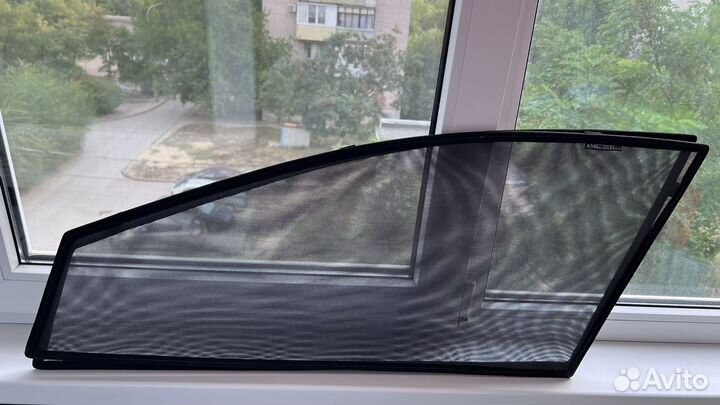 Сетка на передние окна KIA Sportage, на магнитах