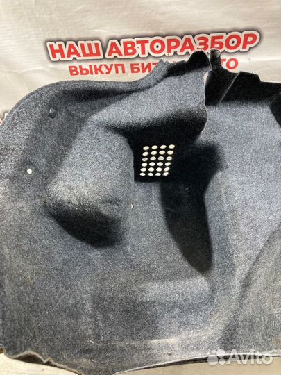 Обшивка багажника левая Volkswagen Polo 2010