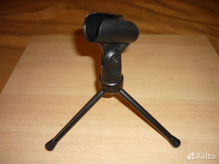 Стойка для микрофона настольная