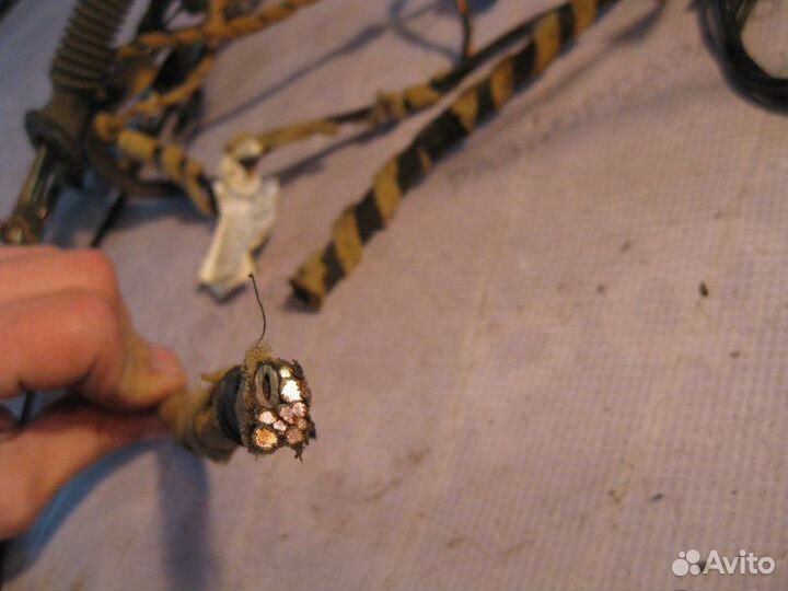 Проводка двери багажника Skoda Octavia Tour