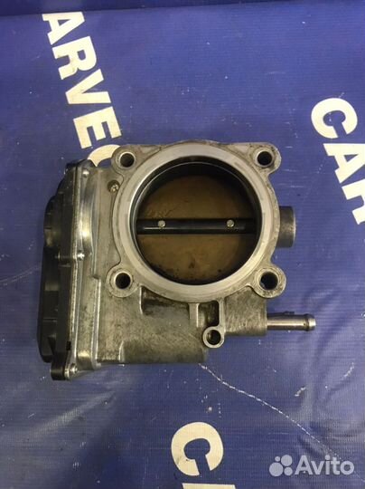 Дроссельная заслонка Toyota Camry