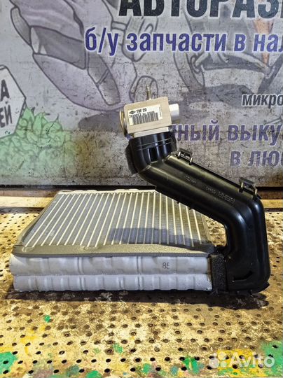 Радиатор кондиционера салонный Land Rover Range Ro