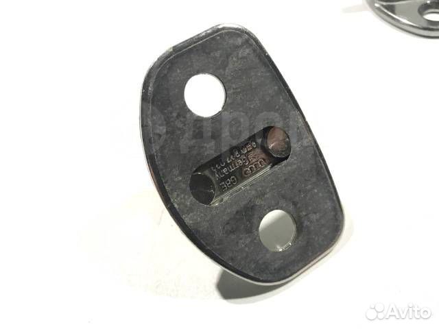 Крюк замка двери Audi A6 C6