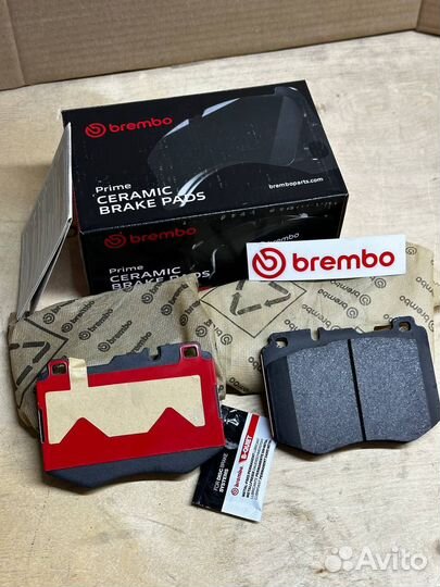 Колодки тормозные передние Brembo P50120