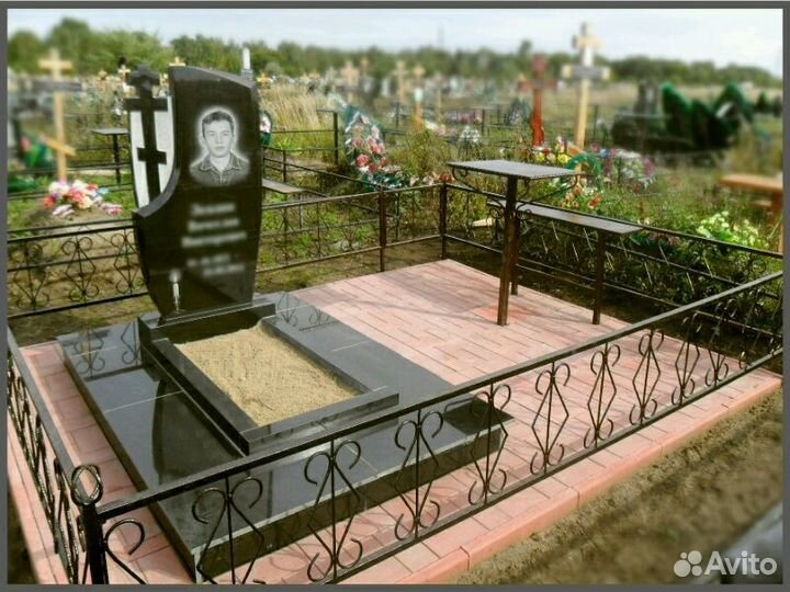 Памятники. Благоустройство мест захоронений