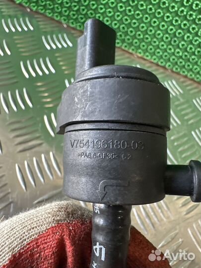 Клапан вентиляции топливного бака Peugeot 308