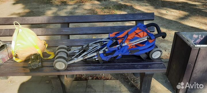 Прогулочная коляска трость maclaren