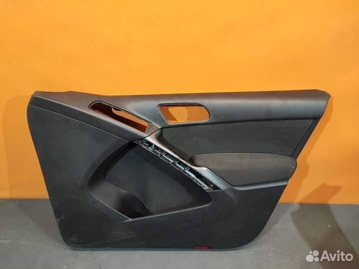 Карта передней двери Volkswagen Tiguan 1