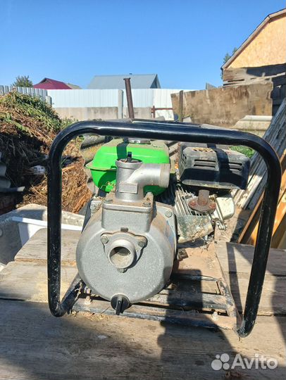 Водяной насос бензиновый