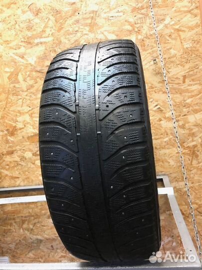 Bridgestone Ice Cruiser 7000 245/50 R20
