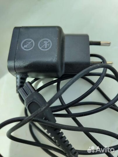 Зарядное устройство для бритв Philips оригинал