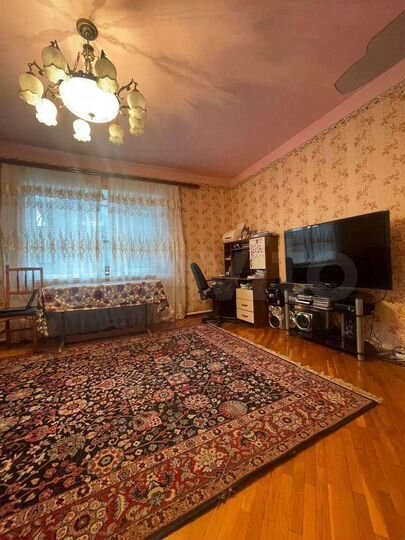 Дом 247 м² на участке 4,2 сот.