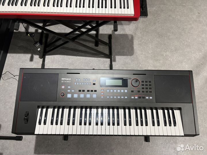 Синтезатор Roland