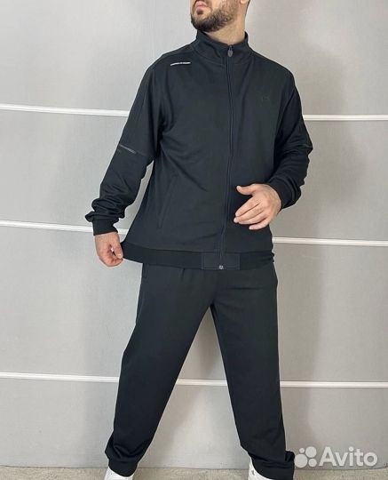 Мужской спортивный костюм больших размеров