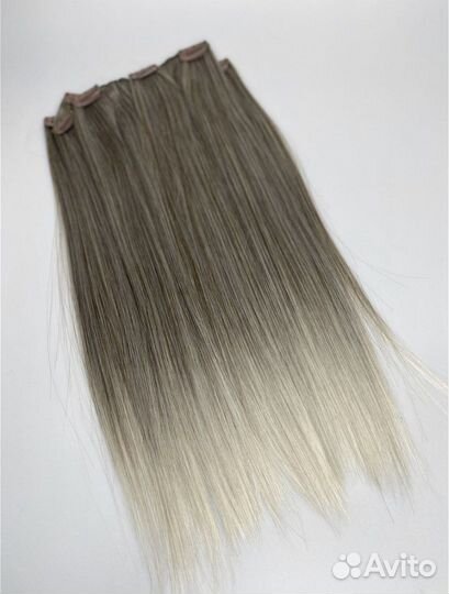 Волосы на заколках