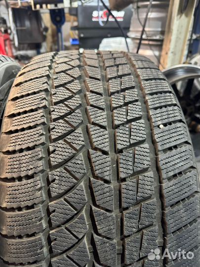 Dunlop Winter Maxx 245/45 R19 и 275/40 R19 101T