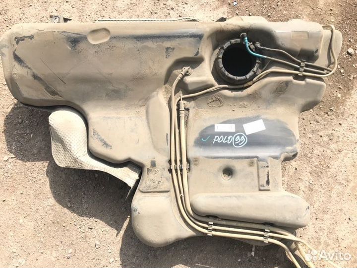 Бак топливный Volkswagen Polo 1 седан CFN 2011
