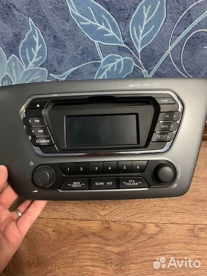 Штатная магнитола на kia rio 3