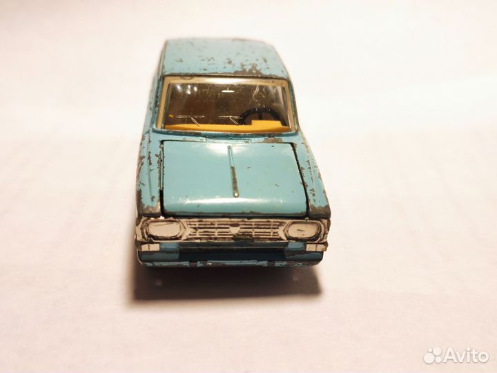 Модель автомобиля Москвич 412 1/43