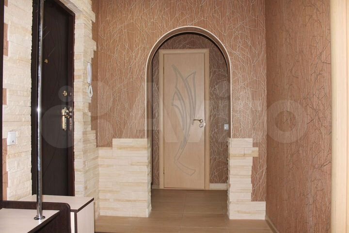 2-к. квартира, 59 м², 2/10 эт.