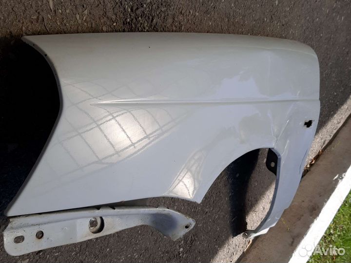 Крыло приора левое