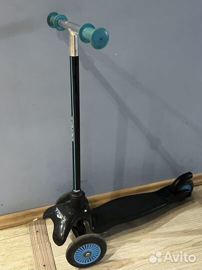 Самокат детский трехколесный