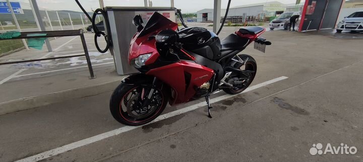 Honda cbr1000rr