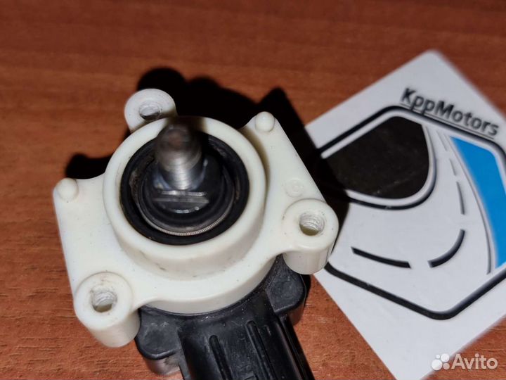 Датчик положения кузова Toyota Highlander