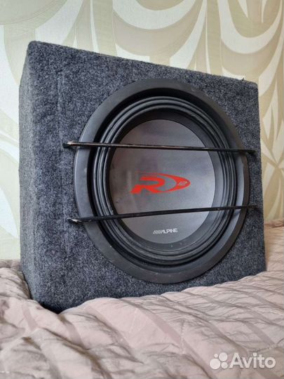Сабвуфер Alpine swr 1242d
