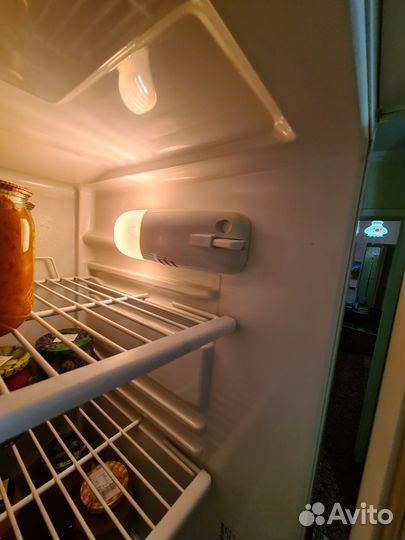 Холодильник stinol