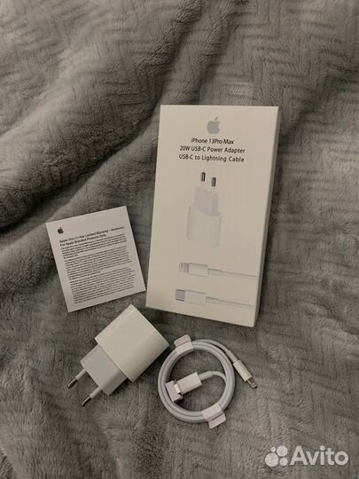 Зарядка на iPhone 20w