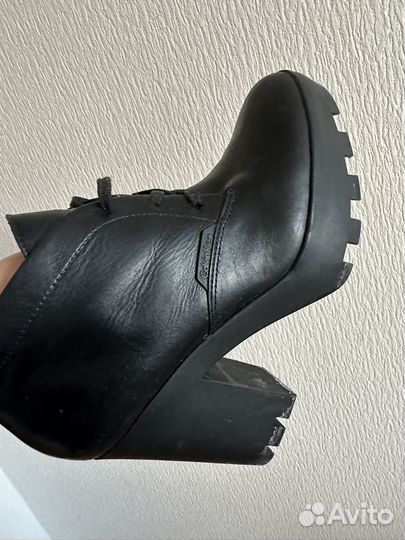 Calvin Klein ботильоны