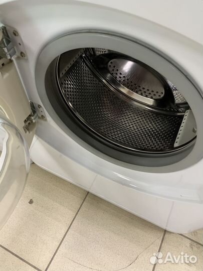 Машинка hotpoint ariston 5кг (Доставка\Гарантия)