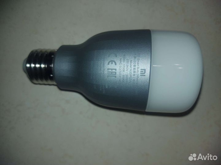 Умная лампочка xiaomi