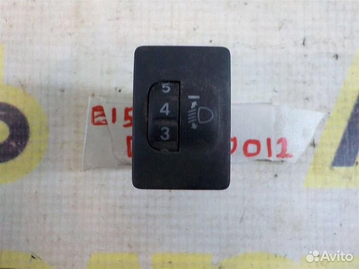 Кнопка корректора фар Toyota Corolla (E150) 2006
