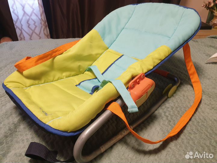 Шезлонг для новорожденных