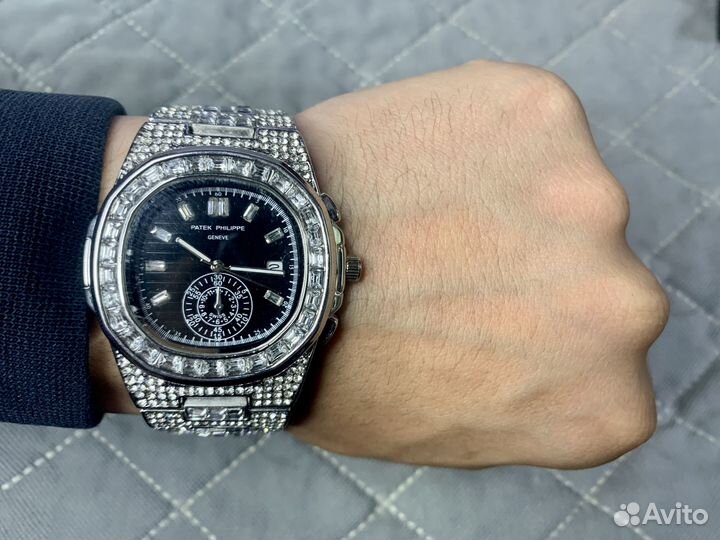 Часы Patek Philippe Nautilus