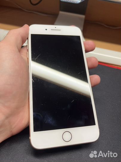 iPhone 8 plus 64gb