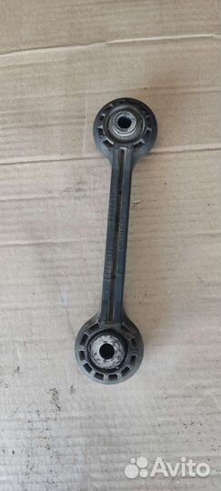 Стойка переднего стабилизатора